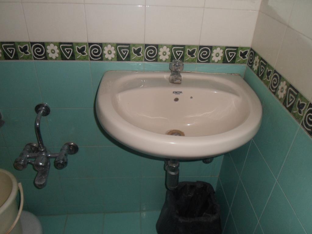 Hotel Dudawat Ahmedabad Habitación foto