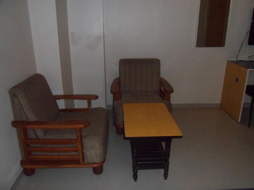 Hotel Dudawat Ahmedabad Habitación foto