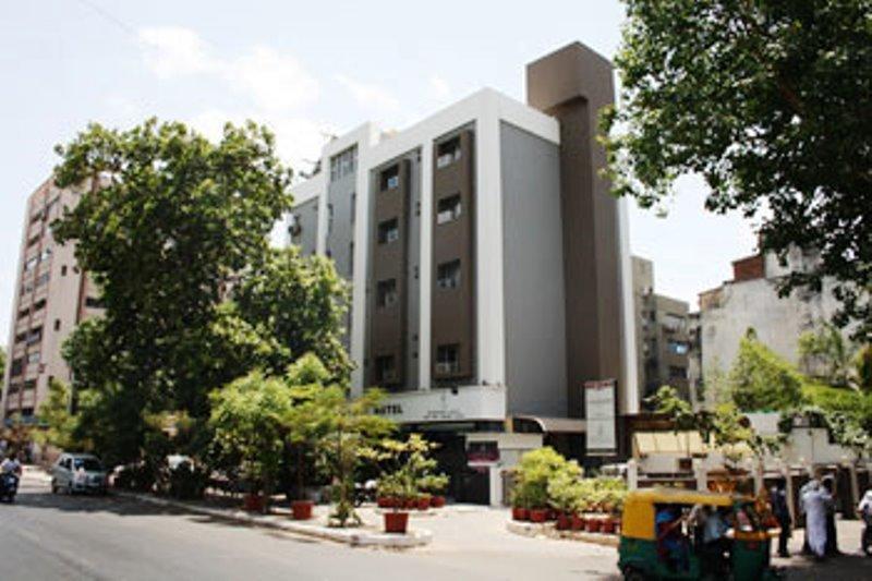 Hotel Dudawat Ahmedabad Exterior foto